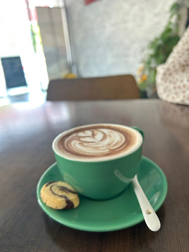 Asian Aromas Cafe - Gastronomi dan perhotelan