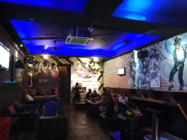 Hendy Pub & Cafe - Sitiawan