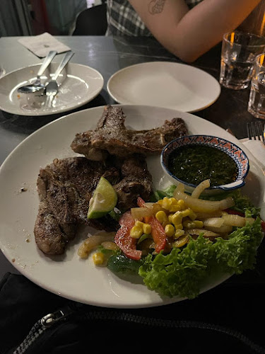 Comentarii opinii despre Undisclosed Location