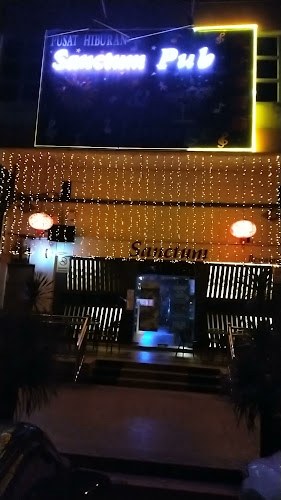 Opinii despre Sanctum Pub în Seremban - Gastronomi dan perhotelan