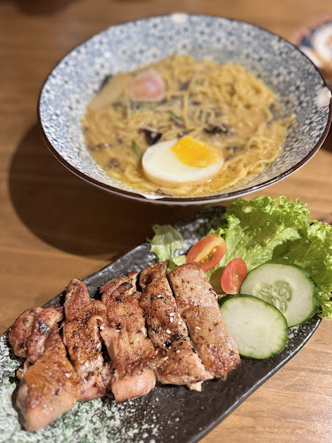 30, Jalan Ismail, Kampung Pegawai, 83000 Batu Pahat, Johor Darul Ta'zim