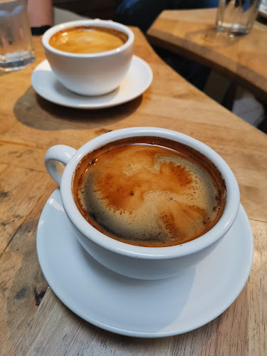 The Mugshot Cafe - Gastronomi dan perhotelan