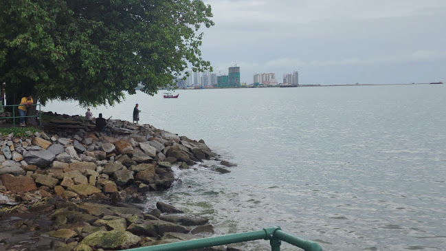 Opinii despre Kompleks Makanan Medan Renong Padang Kota Lama în George Town - Gastronomi dan perhotelan