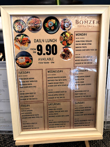 Comentarii opinii despre Bonzer Restaurant • Kingwood Hotel