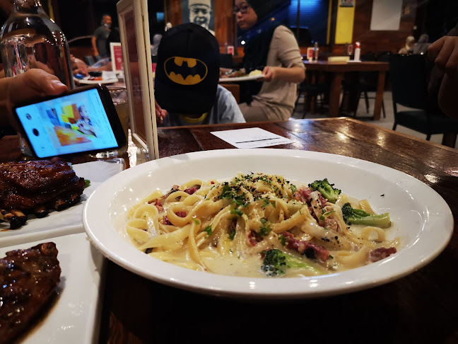 JAHHET Fine Meat Taman Nirwana - Gastronomi dan perhotelan