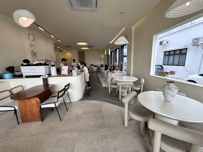 MokMok - Iskandar Puteri