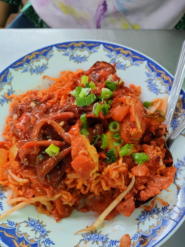 Restoran Taulat - Gastronomi dan perhotelan