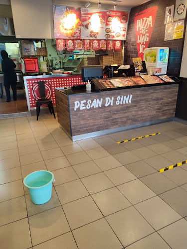 Pizza Hut Delivery Kuala Berang - Kuala Berang