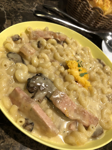 Opinii despre Roots Mount Austin (Relocating, To be announced) în Johor Bahru - Gastronomi dan perhotelan