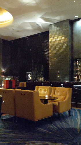 Astor Bar - Gastronomi dan perhotelan