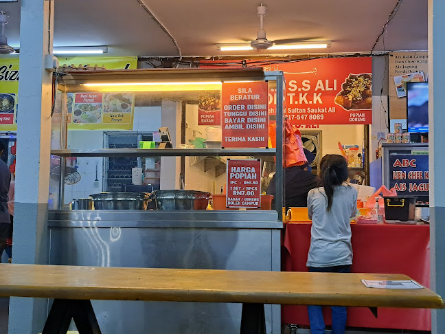 Comentarii opinii despre Medan Selera Dato' Tahwil Azar