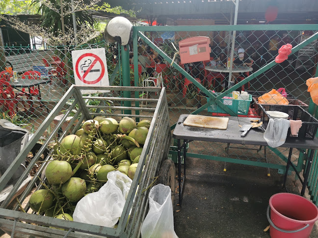 Opinii despre Coconut Bay 玉记面档 în Port Dickson - Gastronomi dan perhotelan