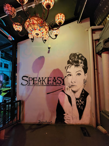 Comentarii opinii despre Speakeasy