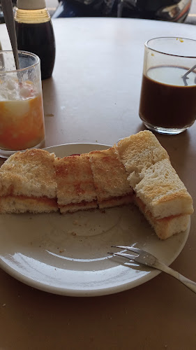 Opinii despre Coffee Shop IT KAR (Selling Famous Kaya) în George Town - Gastronomi dan perhotelan