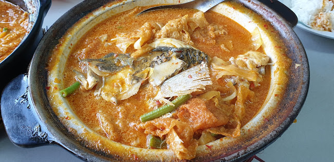 Opinii despre Kam Long Ah Zai Curry Fish Head în Johor Bahru - Gastronomi dan perhotelan