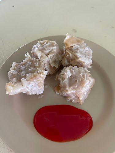 Comentarii opinii despre Pusat Makanan Dan Rekreasi Padang Song Kheng Hai