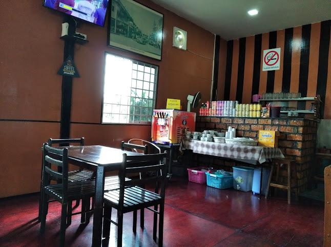 Kampong Nyabor Kopitiam - Gastronomi dan perhotelan