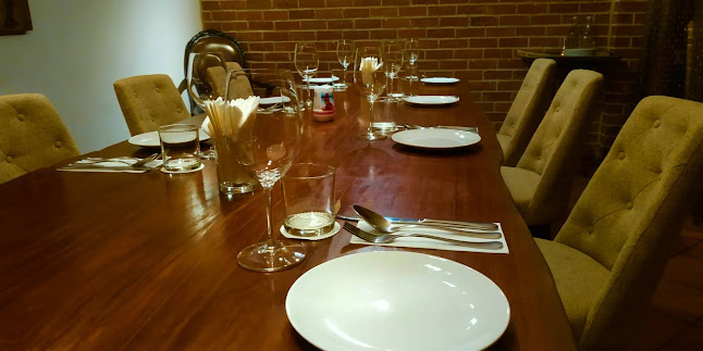 The Penthouse Restaurant & Winebar - Gastronomi dan perhotelan