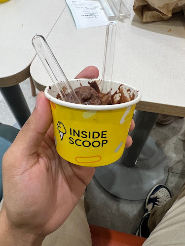 Inside Scoop AEON Mall Bukit Indah - Gastronomi dan perhotelan