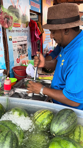 Kedai Jus Tembikai - Gastronomi dan perhotelan