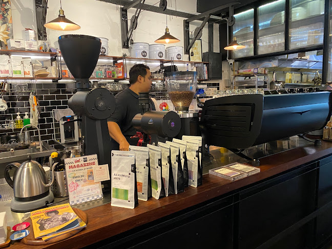 Comentarii opinii despre VCR Bangsar