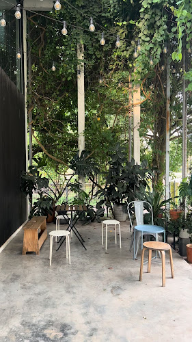 Kafe Rimbun dan Kopi