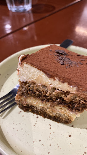 Comentarii opinii despre Teduhan Senja Cafe Sdn.Bhd