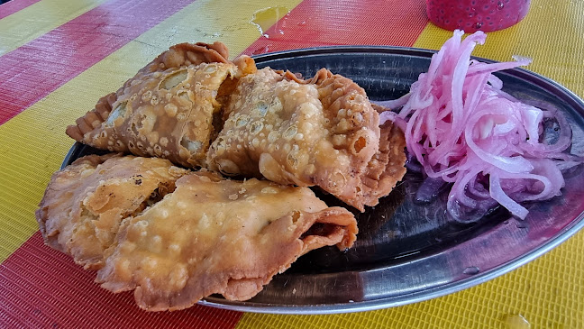 Mutiara Karipap • Jalan Larut - Gastronomi dan perhotelan