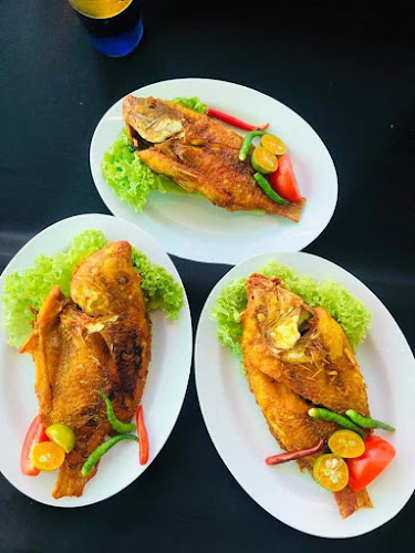 Mom's Prison Corner - Gastronomi dan perhotelan