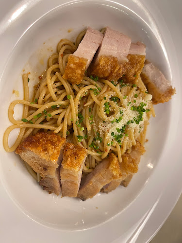 166 & 168, Jln Padungan, 93100 Kuching, Sarawak