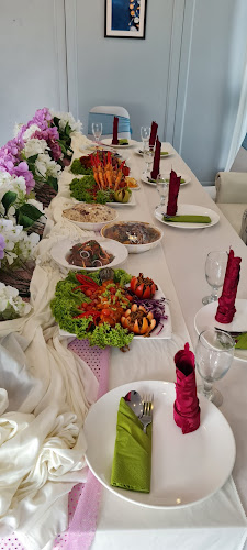 Cafe Warisan Bonda - Gastronomi dan perhotelan