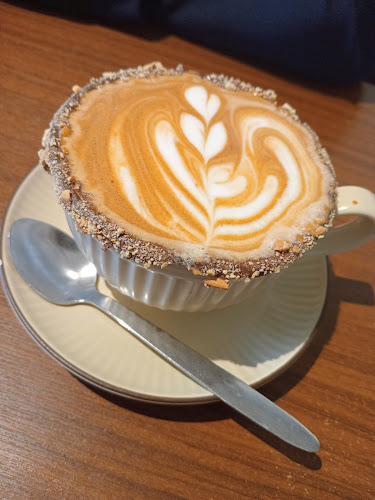 Comentarii opinii despre Mocha Cafe