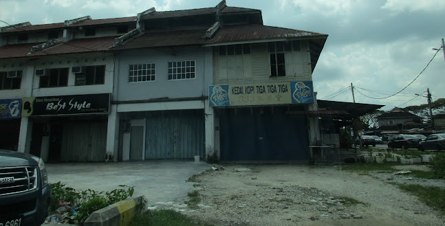 Opinii despre Kedai Kopi Tiga Tiga Tiga, Taiping în Taiping - Gastronomi dan perhotelan