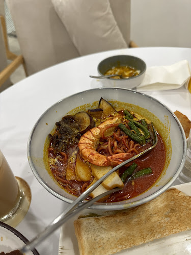 WaaronKuus Cafe - Gastronomi dan perhotelan