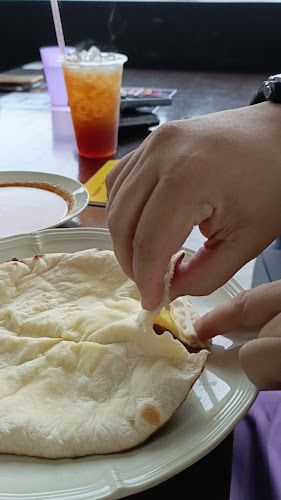 Roti Tempayan 3 Abdul - Gastronomi dan perhotelan