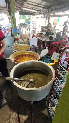 Restoran Adily - Gastronomi dan perhotelan