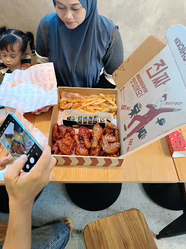 Opinii despre Jinjja Chicken Seri Setia în Petaling Jaya - Gastronomi dan perhotelan
