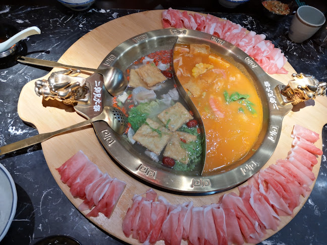 Comentarii opinii despre ErShiXiong Hotpot Restaurant 二师兄火锅客栈