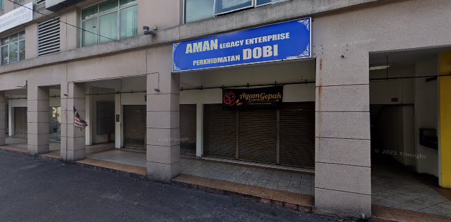 Restoran Ayam Gepuk Terduduk