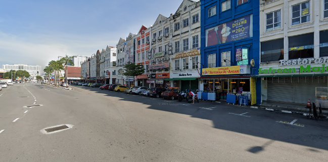 Uptown Pahlawan Walk