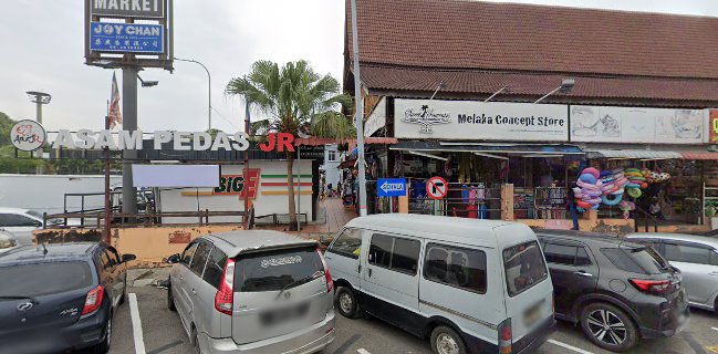 Pahlawan Walk Night Market