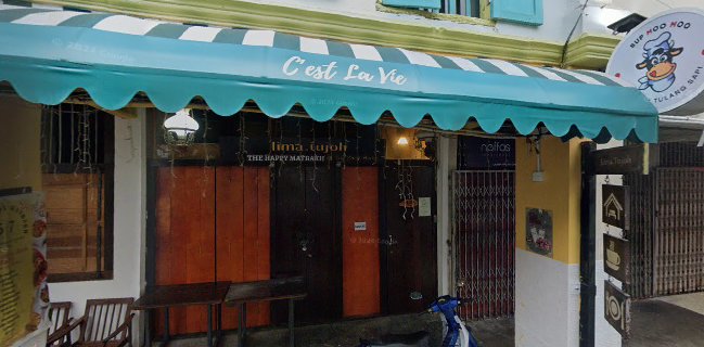 lima.tujoh Cafe & Guesthouse