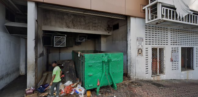 Moonlight Cake House (KSL)