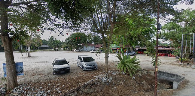 Opinii despre Restoran Makanan Laut Villa în Sitiawan - Gastronomi dan perhotelan