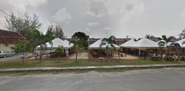 Opinii despre Medan Selera Kg Raja (Kak Ayu) în Besut - Gastronomi dan perhotelan