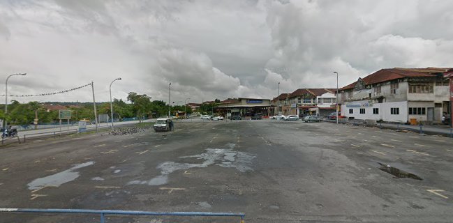 Opinii despre Pusat Penjaja Seroja Bandar Baru Salak Tinggi în Sepang - Gastronomi dan perhotelan