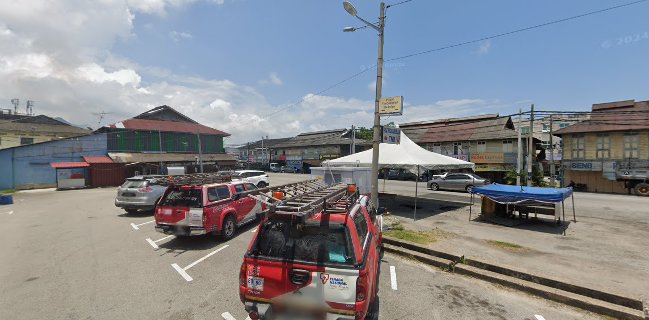 Mr chicck pantai remis