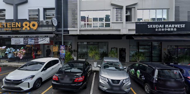 The Oak Café - Gastronomi dan perhotelan