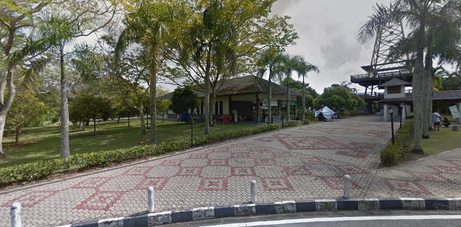 Opinii despre Muslim Seafood în Miri - Gastronomi dan perhotelan