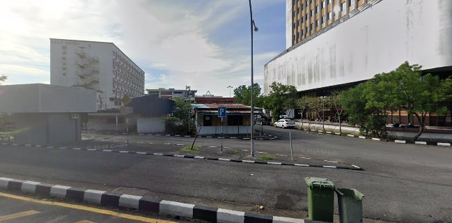 Yatt's Kitchen (Halal)